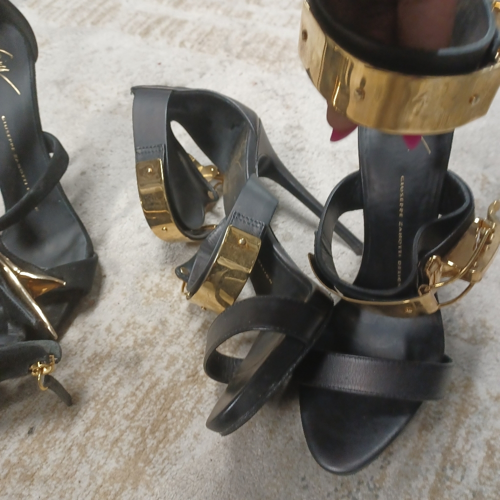 Giuseppe heels